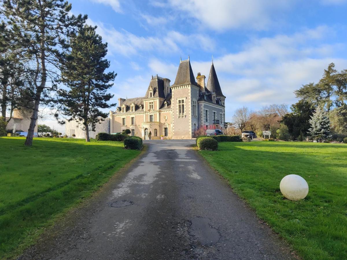סן-לורן-סור-סבר Hotel Chateau De La Barbiniere מראה חיצוני תמונה