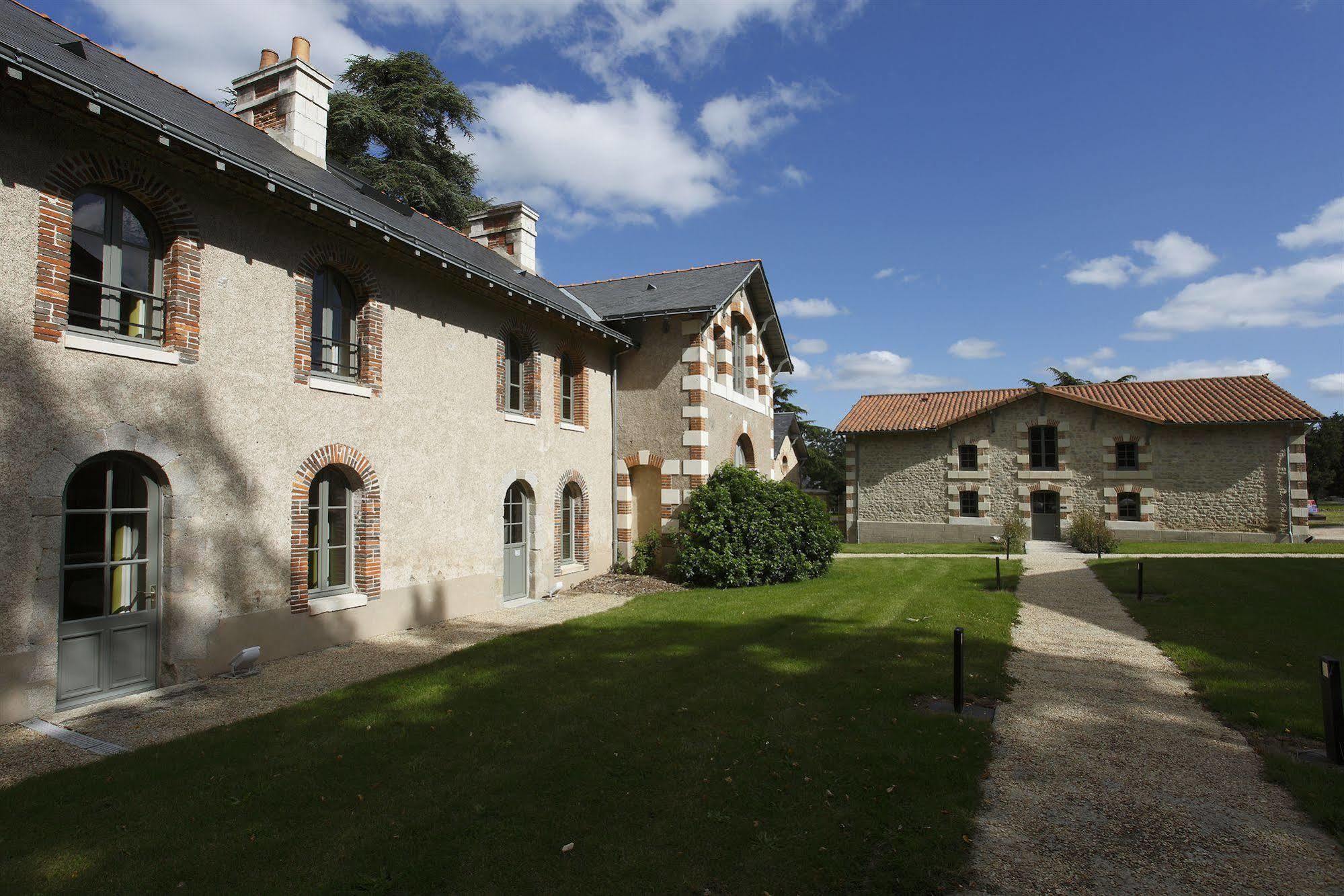 סן-לורן-סור-סבר Hotel Chateau De La Barbiniere מראה חיצוני תמונה